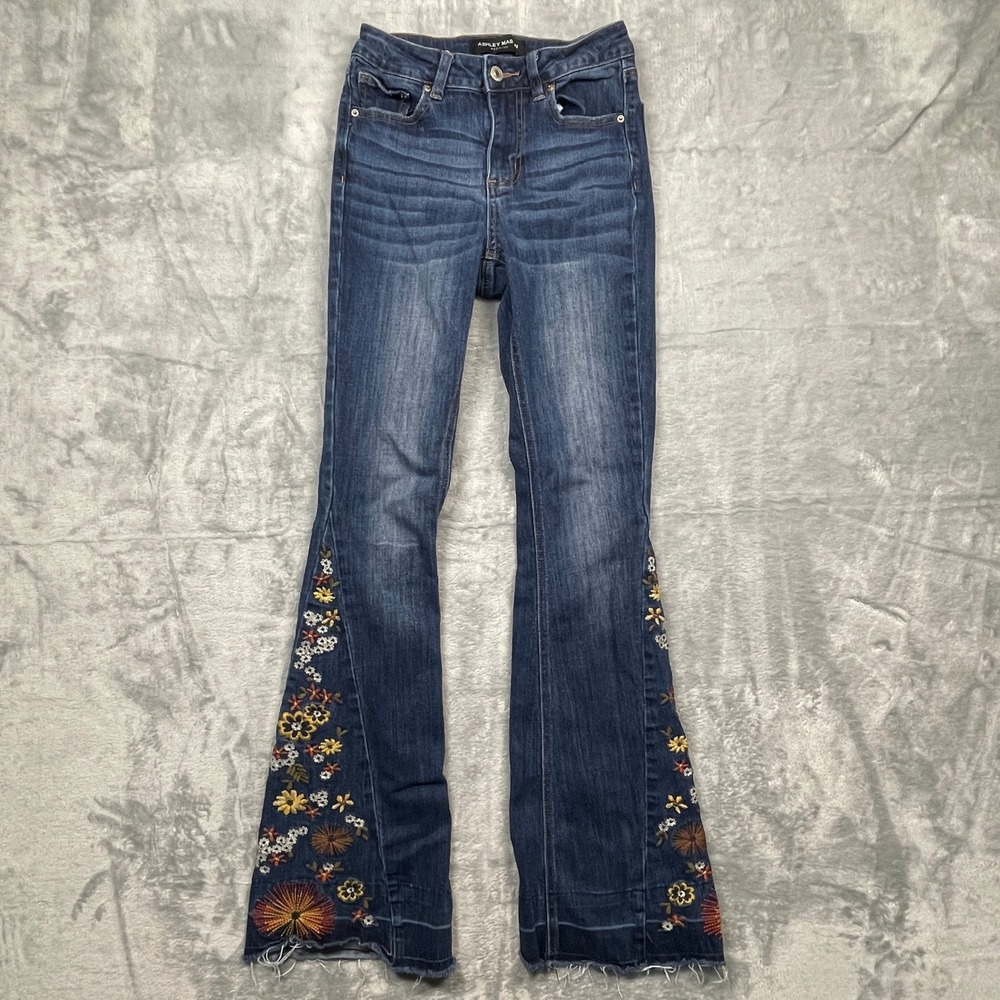 Ashley Mason Flare Jeans‎ Womens 00/23 Blue Floral Embroidered Raw Hem High Rise